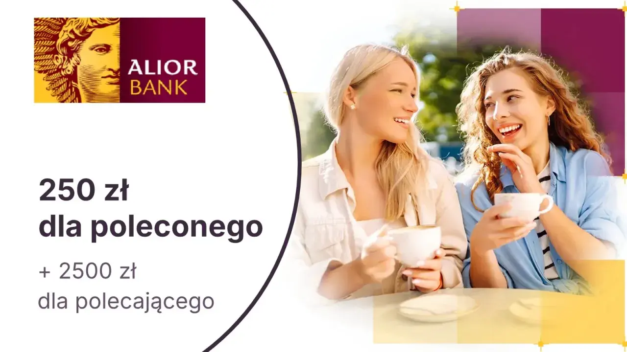 Dwie uśmiechnięte kobiety piją kawę. Alior Bank oferuje 250 zł dla poleconego i 2500 zł dla polecającego w ramach marketing rekomendacyjny.