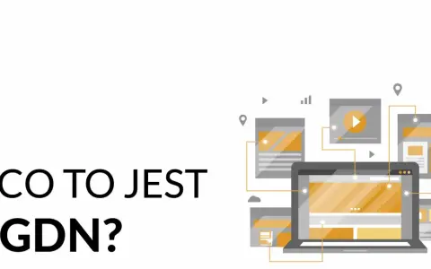 Co to jest GDN? Grafika przedstawia laptopa i ekrany z elementami interfejsu, symbolizujące sieć reklamową.