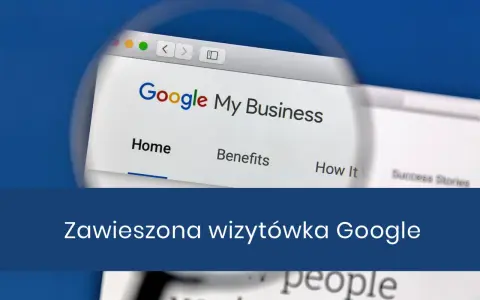 Widok strony Google My Business pod lupą. Zawieszona wizytówka Google może oznaczać problemy z widocznością firmy w wyszukiwarce.