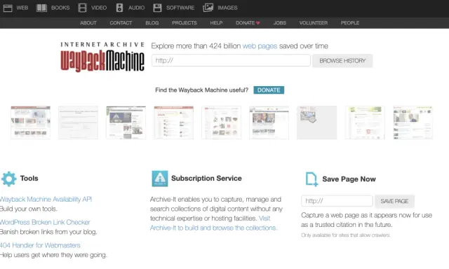 Jak sprawdzić kiedy powstała strona internetowa? Użyj Wayback Machine, aby przeglądać archiwa stron.